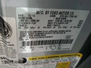 2017 Ford Expedition XLT z VIN 1FMJU1HT6HEA43801, wystawiony jako Copart lot #53719185 z przebiegiem 165 978 mil mil oraz Szkody całkowita. Historia ofert i sprzedaży dostępna na DreamBid. Obrazek 13.