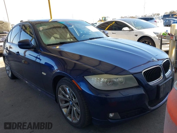 2011 BMW 3 Series 328i with VIN WBAPH7G52BNN07969, listed as a IAAI auction lot 41815185 with 159,860 mi miles. Bid and sale history available at carsss.com. Image 1.