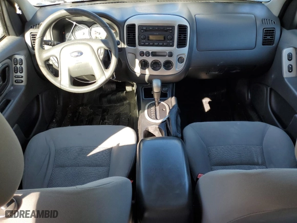 2006 Ford Escape XLT with VIN 1FMCU031X6KA42187, listed as a Copart auction lot 45394755 with 102,193 mi miles and Salvage Title. Bid and sale history available at carsss.com. Image 8.
