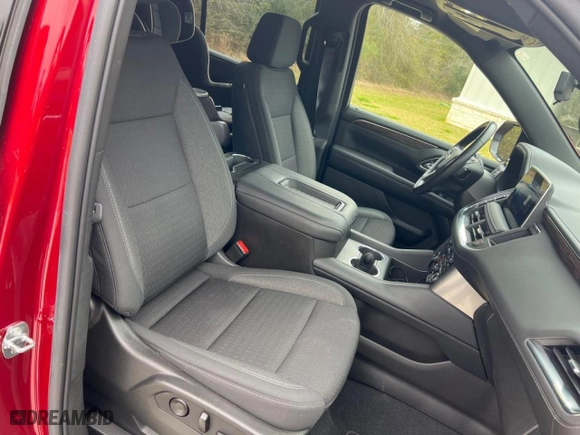 2021 Chevrolet Tahoe LS with VIN 1GNSCMKD0MR290532, listed as a Copart auction lot 46305935 with 14,835 mi miles and Clean Title. Bid and sale history available at carsss.com. Image 24.