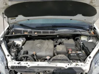 2020 Toyota Sienna LE Auto Access Seat with VIN 5TDKZ3DC0LS087095, listed as a Copart auction lot 48288585 with 81,203 mi miles and Salvage Title. Bid and sale history available at DreamBid. Image 12.