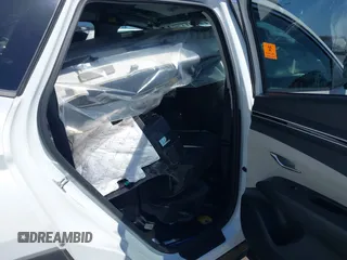 2022 Hyundai Tucson SEL с VIN 5NMJBCAE5NH106221, выставлен на аукционе IAAI как лот 41935350 с пробегом Не указан миль и . История ставок и продаж доступна на DreamBid. Изображение 8.