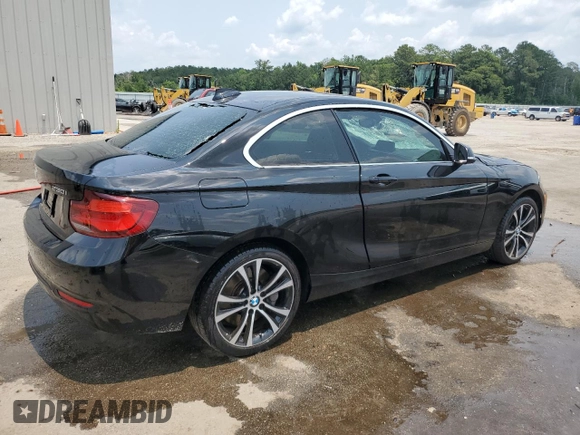 2021 BMW 2 Series 230i with VIN WBA2J1C04M7H22835, listed as a Copart auction lot 58811085 with 28,765 mi miles and Salvage title. Bid and sale history available at DreamBid. Image 3.