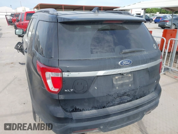 2018 Ford Explorer XLT с VIN 1FM5K7D83JGA97580, выставлен на аукционе IAAI как лот 42302466 с пробегом 153 546 миль миль и . История ставок и продаж доступна на DreamBid. Изображение 16.