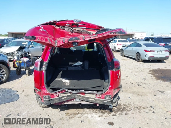 2017 Toyota RAV4 LE z VIN JTMZFREV8HJ118589, wystawiony jako IAAI lot #41975906 z przebiegiem 77 934 mil mil oraz . Historia ofert i sprzedaży dostępna na DreamBid. Obrazek 17.