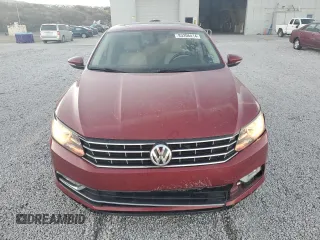 2016 Volkswagen Passat SEL z VIN 1VWCT7A33GC019931, wystawiony jako Copart lot #83206414 z przebiegiem 128 204 mil mil oraz Szkoda całkowita • Salvage title. Historia ofert i sprzedaży dostępna na DreamBid. Obrazek 5.