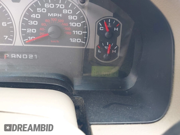 2006 Ford F-150 XLT z VIN 1FTPW14V76KD97454, wystawiony jako IAAI lot #42523220 z przebiegiem 196 007 mil mil oraz . Historia ofert i sprzedaży dostępna na DreamBid. Obrazek 7.