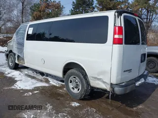 2014 Chevrolet Express Passenger LT with VIN 1GAZG1FG2E1117750, listed as a IAAI auction lot 41615013 with 270,162 mi miles and . Bid and sale history available at DreamBid. Image 3.
