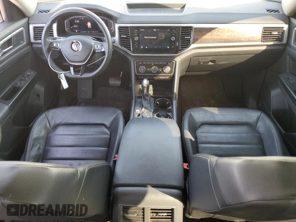 2019 Volkswagen Atlas SEL Premium z VIN 1V2NR2CA0KC599798, wystawiony jako Copart lot #48874285 z przebiegiem 66 451 mil mil oraz Szkoda całkowita • Salvage title. Historia ofert i sprzedaży dostępna na DreamBid. Obrazek 8.