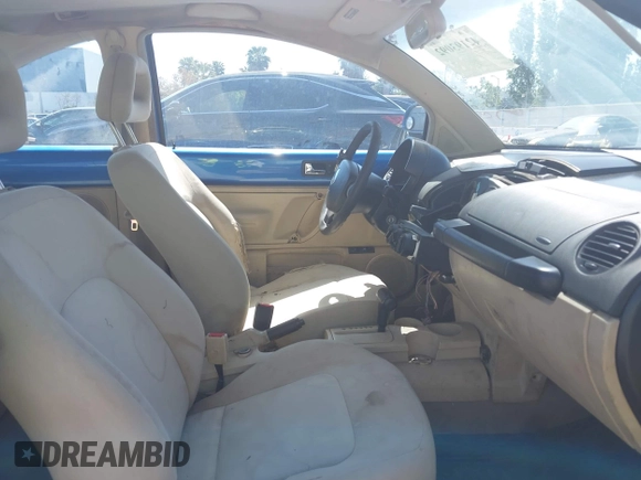 1999 Volkswagen Beetle GLS with VIN 3VWCC21C3XM412801, listed as a IAAI auction lot 42193092 with 239,843 mi miles and . Bid and sale history available at DreamBid. Image 5.