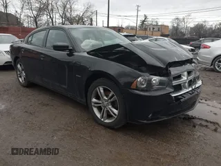 2013 Dodge Charger RT with VIN 2C3CDXDT7DH588158, listed as a IAAI auction lot 41663249 with 109,443 mi miles. Bid and sale history available at carsss.com. Image 1.
