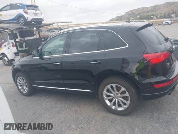 2015 Audi Q5 Premium with VIN WA1CFAFPXFA003961, listed as a IAAI auction lot 42061872 with 150,601 mi miles. Bid and sale history available at carsss.com. Image 14.