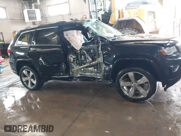 2014 Jeep Grand Cherokee Overland with VIN 1C4RJFCGXEC181159, listed as a IAAI auction lot 41861192 with 111,401 mi miles. Bid and sale history available at carsss.com. Image 13.