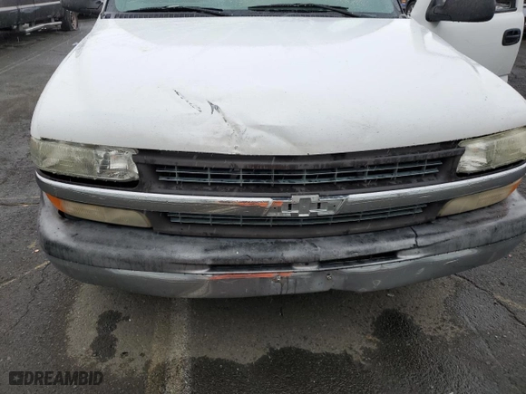 2000 Chevrolet Silverado 1500 with VIN 1GCEC14W8YE144881, listed as a Copart auction lot 84852304 with 0 mi miles and Salvage Title. Bid and sale history available at carsss.com. Image 12.