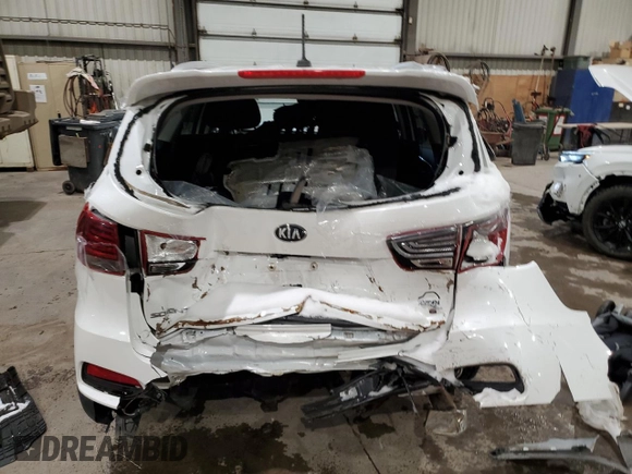 2020 Kia Sorento LX V6 with VIN 5XYPGDA51LG700748, listed as a Copart auction lot 50105295 with 43,620 mi miles and Salvage Title. Bid and sale history available at carsss.com. Image 6.
