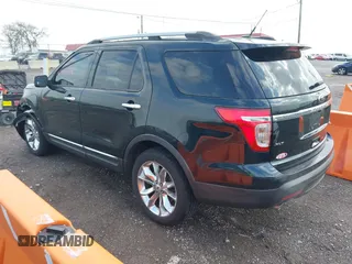 2014 Ford Explorer XLT with VIN 1FM5K7D80EGB07410, listed as a IAAI auction lot 41954378 with 194,485 mi miles and . Bid and sale history available at carsss.com. Image 3.