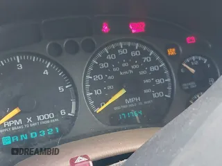 1999 Chevrolet Blazer LS z VIN 1GNCS13W9X2130068, wystawiony jako IAAI lot #41898280 z przebiegiem 171 764 mil mil oraz . Historia ofert i sprzedaży dostępna na DreamBid. Obrazek 7.