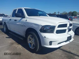 2018 Ram 1500 Tradesman z VIN 1C6RR6FT8JS149433, wystawiony jako IAAI lot #42332005 z przebiegiem 68 531 mil mil oraz . Historia ofert i sprzedaży dostępna na DreamBid. Obrazek 1.