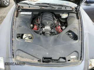 2006 Maserati Quattroporte z VIN ZAMCE39A460025290, wystawiony jako Copart lot #78816054 z przebiegiem Nie podano mil oraz Szkoda całkowita • Salvage title. Historia ofert i sprzedaży dostępna na DreamBid. Obrazek 11.