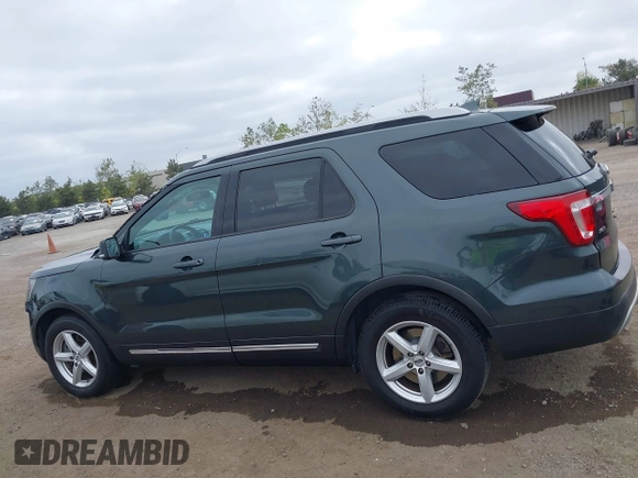 2016 Ford Explorer XLT with VIN 1FM5K7D86GGA07654, listed as a IAAI auction lot 42093797 with 138,097 mi miles. Bid and sale history available at carsss.com. Image 14.