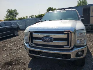 2013 Ford F-250 XL z VIN 1FT7W2BT1DEB87029, wystawiony jako Copart lot #59491485 z przebiegiem 94 475 mil mil oraz Czysty tytuł • Clean title. Historia ofert i sprzedaży dostępna na DreamBid. Obrazek 5.