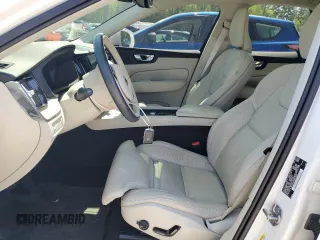 2021 Volvo XC60 Inscription с VIN YV4102DL8M1688721, выставлен на аукционе Copart как лот 52176735 с пробегом 28 042 миль миль и Списание • Salvage title. История ставок и продаж доступна на DreamBid. Изображение 7.