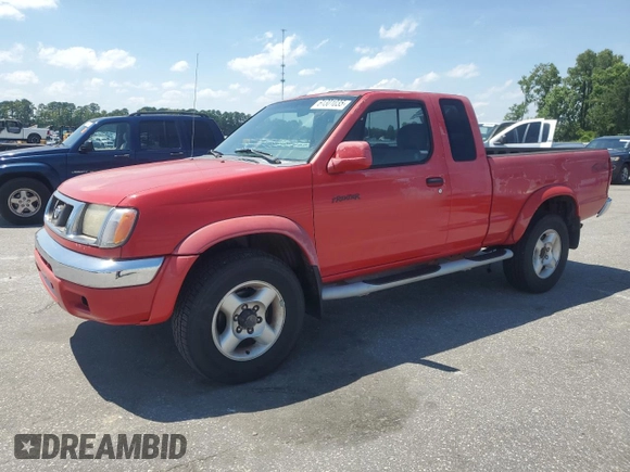 2000 Nissan Frontier XE z VIN 1N6ED26Y7YC392971, wystawiony jako Copart lot #61301035 z przebiegiem 182 149 mil mil oraz Czysty tytuł • Clean title. Historia ofert i sprzedaży dostępna na DreamBid. Obrazek 1.