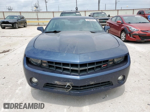 2012 Chevrolet Camaro 2LT z VIN 2G1FC1E33C9160967, wystawiony jako Copart lot #57489325 z przebiegiem 148 155 mil mil oraz Czysty tytuł • Clean title. Historia ofert i sprzedaży dostępna na DreamBid. Obrazek 5.