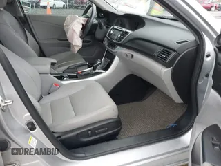 2015 Honda Accord EX-L with VIN 1HGCR2F88FA060043, listed as a IAAI auction lot 41935976 with 88,523 mi miles and . Bid and sale history available at DreamBid. Image 5.