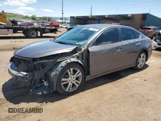 2015 Nissan Altima SL z VIN 1N4BL3AP1FC582538, wystawiony jako Copart lot #57809795 z przebiegiem 134 611 mil mil oraz Szkoda całkowita • Salvage title. Historia ofert i sprzedaży dostępna na DreamBid. Obrazek 1.