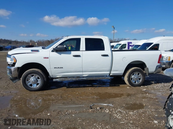 2022 Ram 2500 Tradesman with VIN 3C6UR5CJXNG321949, listed as a IAAI auction lot 41539376 with 88,786 mi miles. Bid and sale history available at carsss.com. Image 14.