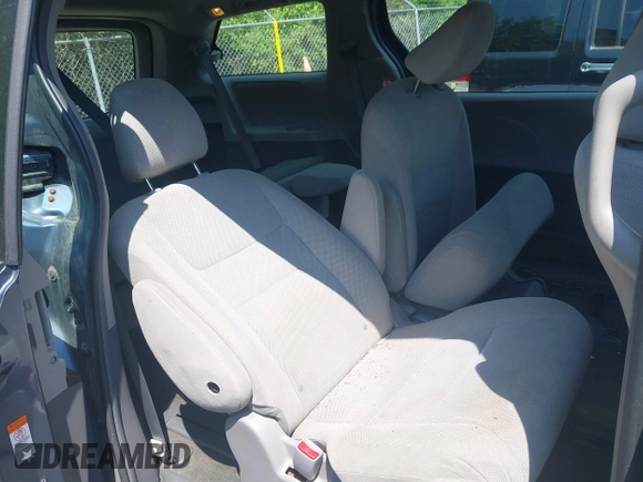 2016 Toyota Sienna L with VIN 5TDZK3DCXGS755834, listed as a IAAI auction lot 42385431 with 180,113 mi miles and . Bid and sale history available at DreamBid. Image 8.