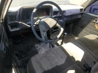 1987 Toyota Pickup with VIN JT4RN50R5H0228706, listed as a Copart auction lot 50639045 with 296,043 mi miles and Salvage Title. Bid and sale history available at DreamBid. Image 8.