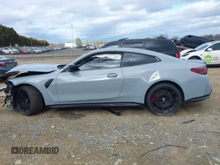 2025 BMW M4 Competition xDrive z VIN WBS33HK06SCS10581, wystawiony jako IAAI lot #41716871 z przebiegiem Nie podano mil oraz . Historia ofert i sprzedaży dostępna na DreamBid. Obrazek 14.