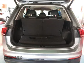 2024 Volkswagen Tiguan SE with VIN 3VV3B7AX8RM108454, listed as a IAAI auction lot 42793135 with 34,423 mi miles and . Bid and sale history available at DreamBid. Image 32.