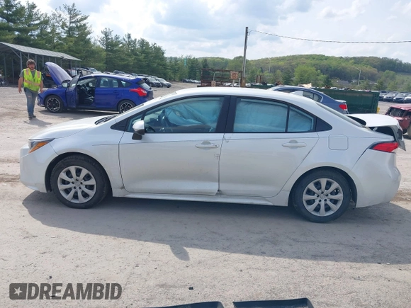2023 Toyota Corolla LE z VIN 5YFB4MDE1PP053736, wystawiony jako IAAI lot #42151549 z przebiegiem 37 955 mil mil oraz . Historia ofert i sprzedaży dostępna na DreamBid. Obrazek 14.