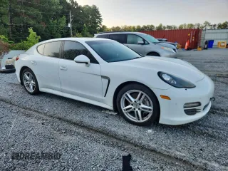 2013 Porsche Panamera с VIN WP0AA2A76DL014224, выставлен на аукционе Copart как лот 61419325 с пробегом 117 931 миль миль и Чистый • Clean title. История ставок и продаж доступна на DreamBid. Изображение 4.