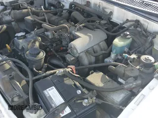 2000 Toyota 4Runner z VIN JT3GM84R0Y0063092, wystawiony jako IAAI lot #42610012 z przebiegiem 224 251 mil mil oraz . Historia ofert i sprzedaży dostępna na DreamBid. Obrazek 20.