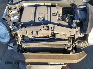 2013 Volkswagen Beetle with VIN 3VWHX7AT0DM681633, listed as a Copart auction lot 43077395 with 37,369 mi miles and Salvage title. Bid and sale history available at DreamBid. Image 11.