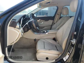 2016 Mercedes-Benz C 300 with VIN 55SWF4JB7GU156174, listed as a Copart auction lot 61956355 with 161,314 mi miles and Clean title. Bid and sale history available at DreamBid. Image 7.
