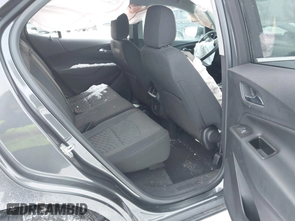 2021 Chevrolet Equinox LT with VIN 3GNAXKEV4ML305484, listed as a IAAI auction lot 41377188 with 25,636 mi miles. Bid and sale history available at carsss.com. Image 8.