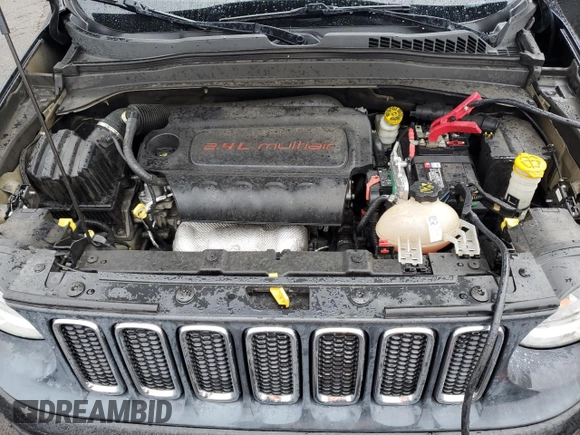 2015 Jeep Renegade Latitude with VIN ZACCJABT5FPB48543, listed as a Copart auction lot 49444475 with 140,452 mi miles and Salvage Title. Bid and sale history available at DreamBid. Image 13.