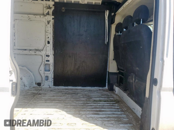 2015 Ram ProMaster Cargo with VIN 3C6TRVBGXFE512589, listed as a Copart auction lot 50187515 with 218,353 mi miles and Clean Title. Bid and sale history available at carsss.com. Image 11.