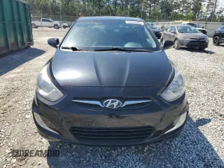 2013 Hyundai Accent SE with VIN KMHCU5AE0DU138155, listed as a Copart auction lot 52643995 with 201,082 mi miles and Salvage Title. Bid and sale history available at carsss.com. Image 5.