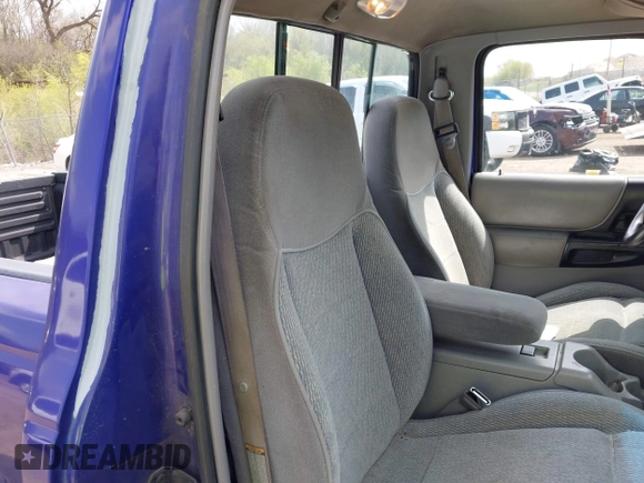 1997 Ford Ranger XLT with VIN 1FTCR10X1VPB20300, listed as a IAAI auction lot 42149506 with 153,656 mi miles. Bid and sale history available at carsss.com. Image 8.