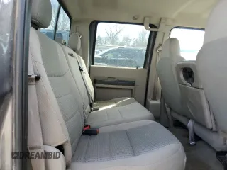 2008 Ford Super Duty F-250 SRW XL with VIN 1FTSW21R38EA63916, listed as a Copart auction lot 49290505 with 258,747 mi miles and Salvage Title. Bid and sale history available at carsss.com. Image 10.