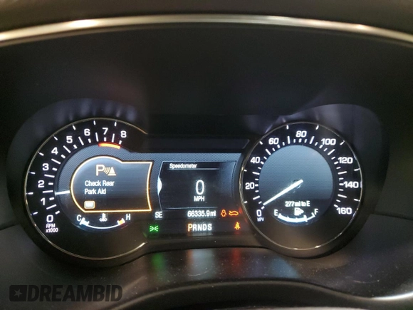2019 Lincoln MKC Select z VIN 5LMCJ2D9XKUL26052, wystawiony jako Copart lot #54118395 z przebiegiem 66 335 mil mil oraz Szkoda całkowita • Salvage title. Historia ofert i sprzedaży dostępna na DreamBid. Obrazek 9.