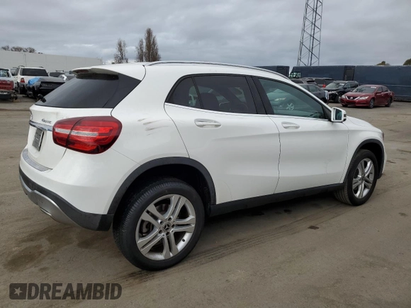 2018 Mercedes-Benz GLA 250 z VIN WDCTG4GB4JJ492450, wystawiony jako Copart lot #46369425 z przebiegiem 47 811 mil mil oraz Szkoda całkowita • Salvage title. Historia ofert i sprzedaży dostępna na DreamBid. Obrazek 3.