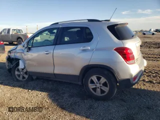 2022 Chevrolet Trax LT with VIN KL7CJLSMXNB518332, listed as a Copart auction lot 43560825 with 17,763 mi miles and Salvage Title. Bid and sale history available at carsss.com. Image 2.