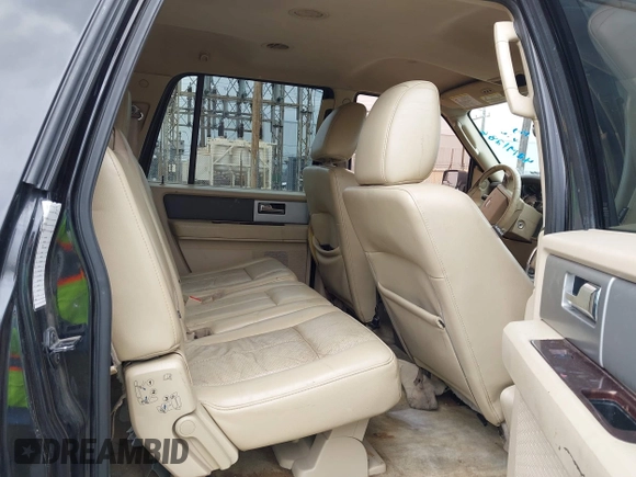 2014 Ford Expedition Max XLT with VIN 1FMJK1J5XEEF50780, listed as a IAAI auction lot 42191286 with 213,433 mi miles and . Bid and sale history available at DreamBid. Image 8.